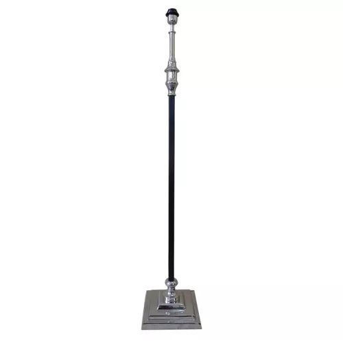 Stehleuchte im klassischen Look in Schwarz und Silber